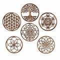 Lot de 6 décorations murales rondes 30 cm en bois marron motifs géométriques et arbre