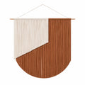 Décoration murale tissée 90 x 100 cm en corde de coton écru terracotta style bohème suspendue